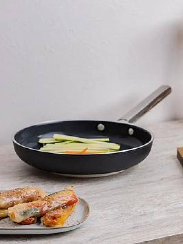 Image of Smeg 24Cm Retro Frying Pan, Oven Safe, Aluminium, Black X4WBC Unisex