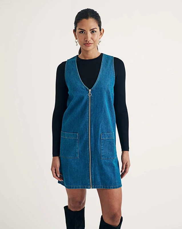 Image of Nobody's Child Nobody's Child Denim Pinnie Dress Blue - Nobody's Child - Size: 8 Blue Female 8 QJ56309