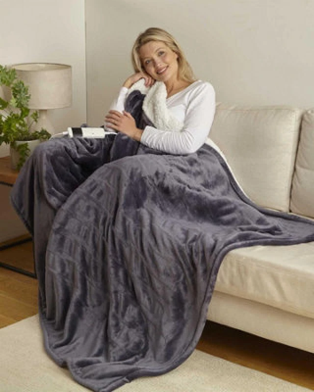 Image of Country Club Heated Sherpa Blanket Blanket/throw Grey 130X160Cm