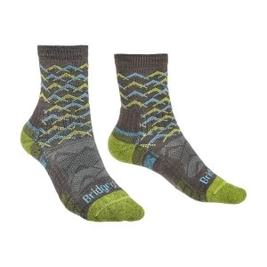 Image of Bridgedale HIKE Lightweight Merino Performance Ankle Pattern Womens - Large Brown / Lime