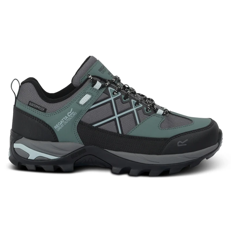 Image of Womens hiking shoes Regatta Samaris III Vert Female 39