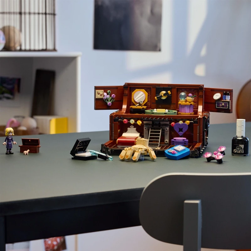 Image of LEGO Wednesday LEGO Wednesday Thing's Apartment - LEGO Wednesday Female RN55701