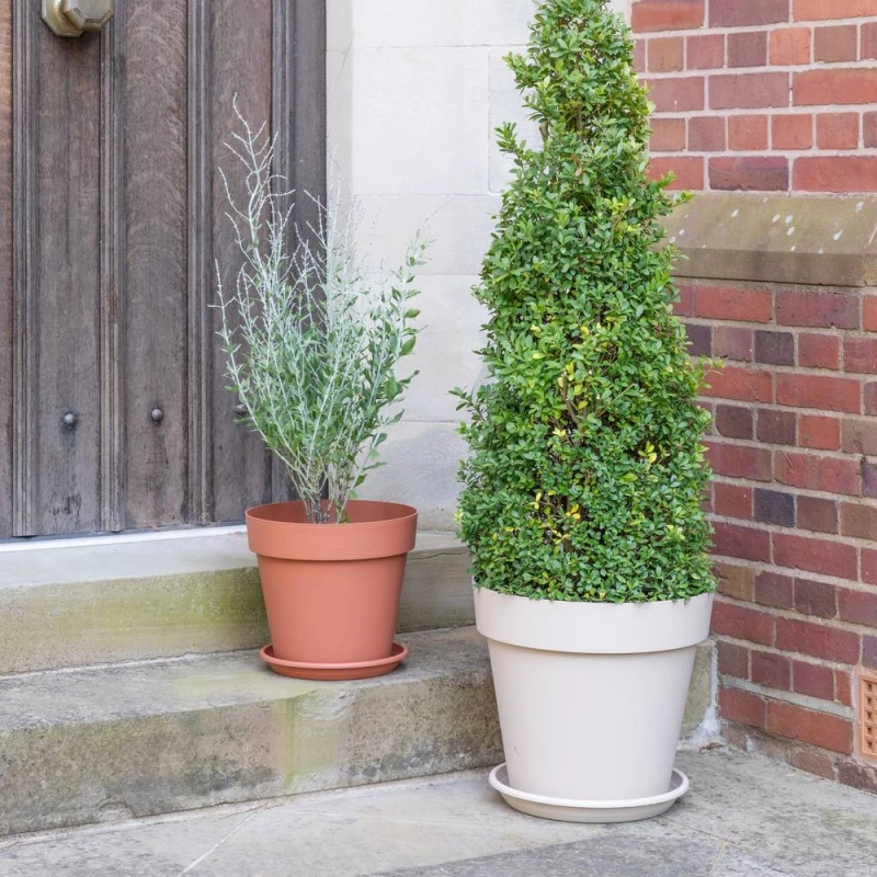 Image of VECA Cleo Planter - L40 x W40 x H35.5cm - White 358921