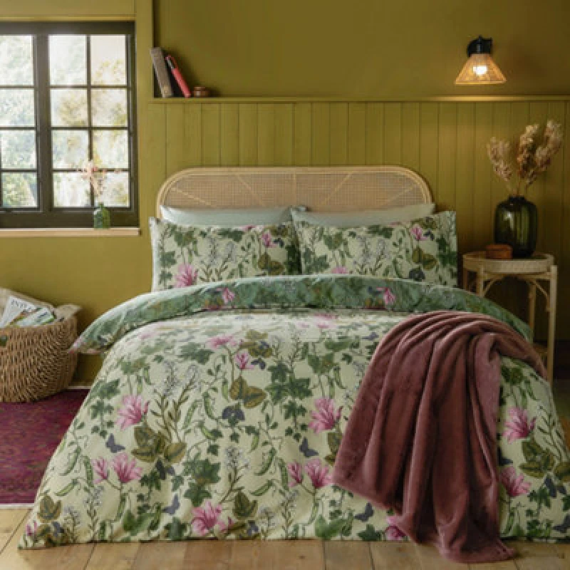Image of Furn Mystic Berry Floral Reversible Duvet Cover Set in Green Size: Single Green Unisex Single