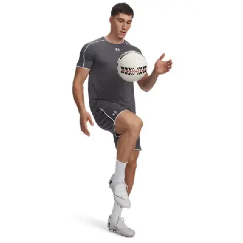 Image of Short Under Armour Challenger Gris Unisex M