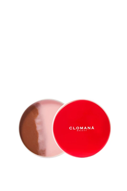 Image of CLOMANA Beauty Womens Strawberry & Chocolate Brush & Sponge Cleanser Multicolor Female