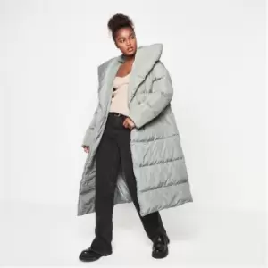 image of Missguided Recycled Collared Puffer Coat - Green