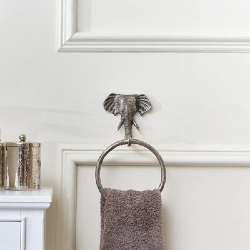 Image of Melody Maison Metallic Silver Elephant Towel Ring Silver