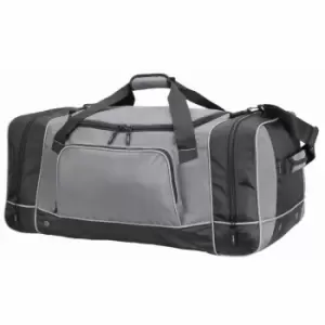 image of Shugon Chicago Giant Holdall Bag / Duffle Bag (93 Litres) (One Size) (Grey/Black)