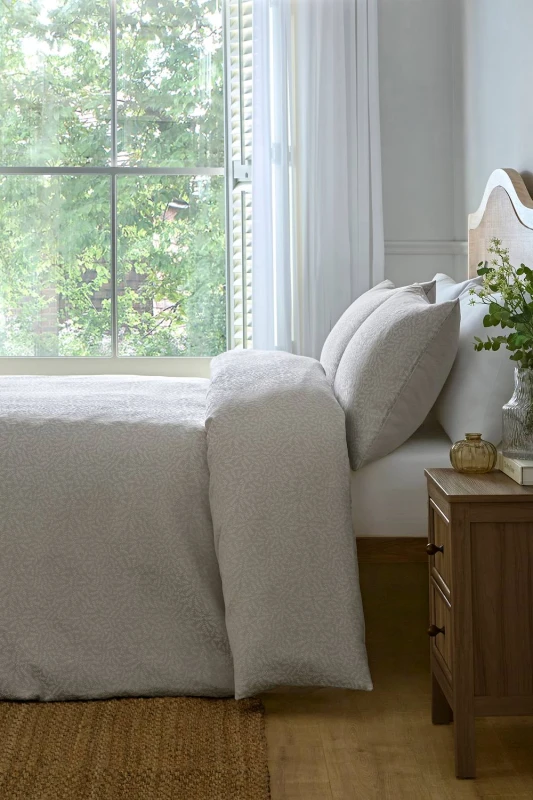 Image of Dreams & Drapes 'Ditsy Leaf Jacquard' Woven Jacquard Duvet Cover Set in Natural Size: Super King Natural Unisex Super King