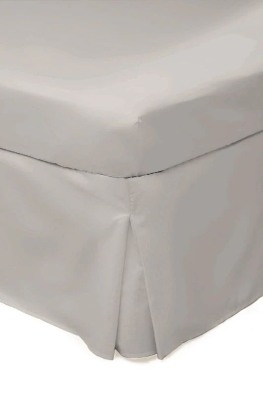 Image of Belledorm Easy Care 200 Thread Count Cotton Polyester Percale Platform Valance in Ivory Size: Double Ivory Unisex Double