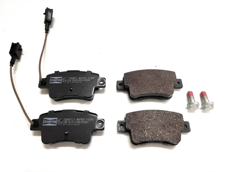 Image of Brake pad set CHAMPION 573345CH