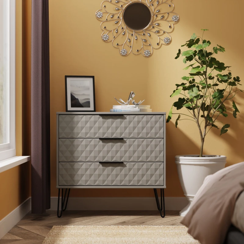 Image of Ready Assembled 2 U Islay 3 Drawer Chest (Ready Assembled) in Dark Grey Size: Medium Dark Grey Unisex Medium