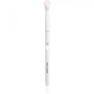 image of Wet N Wild Brush Round Eyeshadow Brush