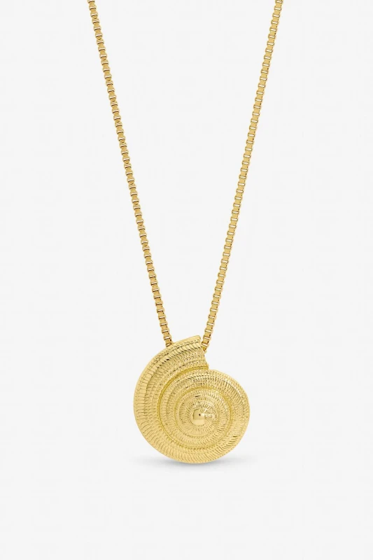 Image of Inicio Womens Gold Plated Statement Shell Necklace - Gift Pouch Gold Female One Size