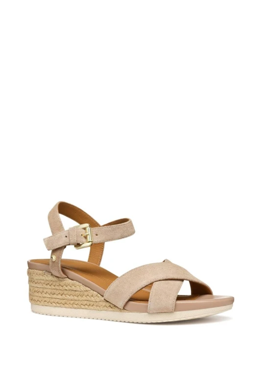 Image of Geox Womens D Ischia Corda Sandals in Beige Size: 7.5 Beige Female 7.5