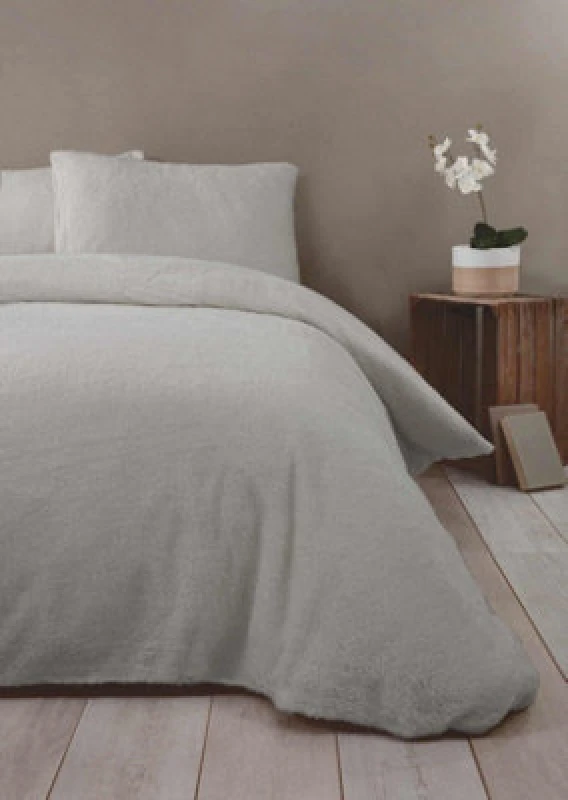Image of Rapport Home Teddy Fleece Polyester Duvet Cover Set With Pillowcase in Silver Size: Single Silver Unisex Single