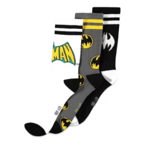 Image of DC COMICS Batman Iconic Logos Sport Socks, 3 Pack, Unisex, 43/46, Multi-colour (SS204818BTM-43/46)