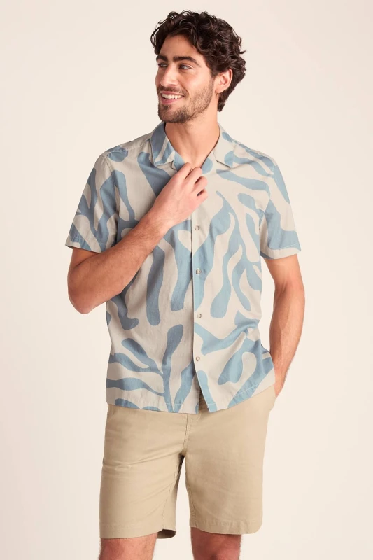 Image of TOG24 Mens 'Strichen' Short Sleeve 100% Cotton Supersoft Shirt in Light Blue Size: Medium Light Blue Male M