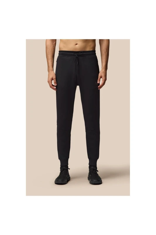 Image of Castore Mens Scuba Joggers in Black Size: 2XL Black Male 2XL