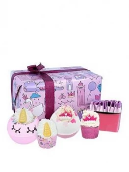 image of Bomb Cosmetics Bomb Cosmetics Unicorn Princess Bath Bomb Giftset