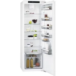 image of AEG SKB818F1DC 310L Integrated Fridge