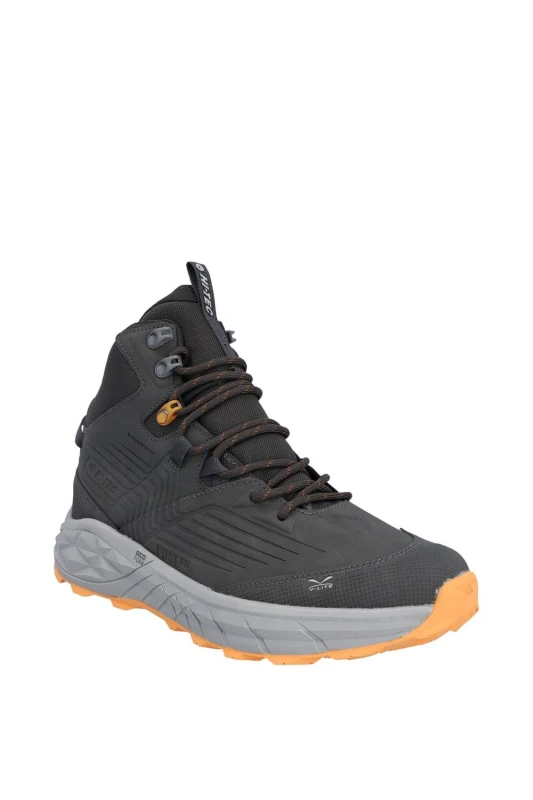 Image of Hi-Tec Hi-Tec Men Fuse Trek Mid Hiking Boots in Chocolate Size: 8 Chocolate 8 Male 5054142623523
