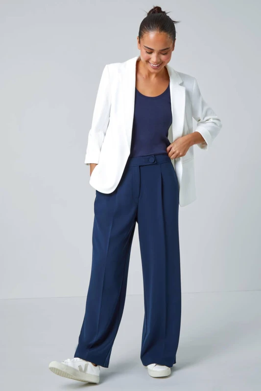 Image of Roman Womens Petite 3/4 Sleeve Classic Stretch Blazer in Ivory Size: 16 Ivory Female 16