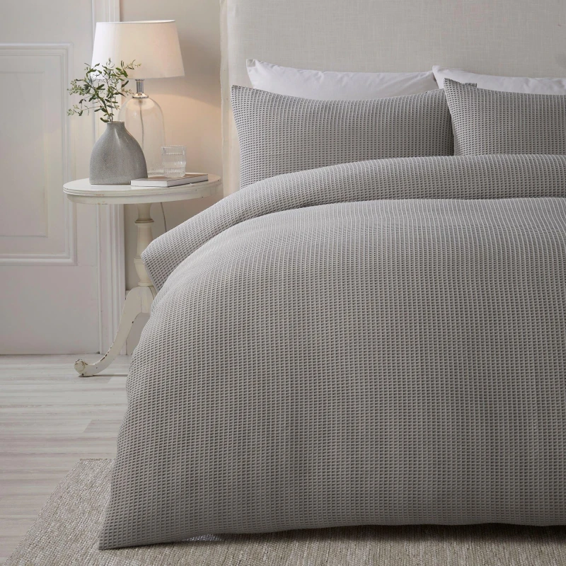 Image of Serene Lindly Duvet Cover and Pillowcase Set Silver