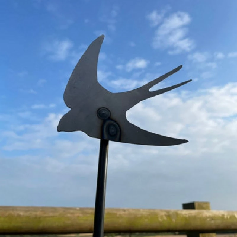 Image of Poppy Forge Swallow On 4 Feet Pole (Pack Of 3) - Bare Metal/ready To Rust - W13 X H135 Cm