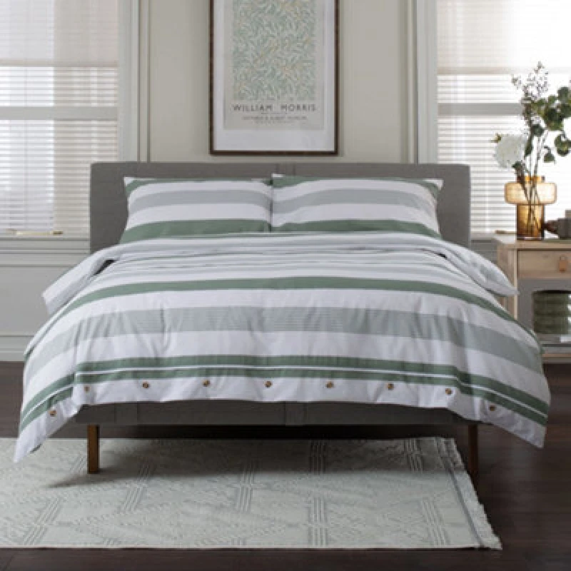 Image of The Lyndon Company Next Level 100% Cotton Duvet Set With Cuff Detailing And Mock Horn Buttons