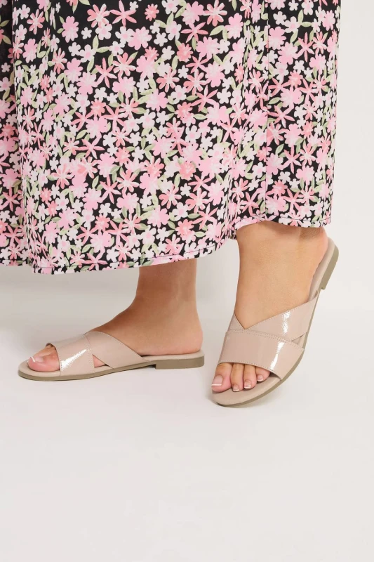Image of Yours Womens Faux Leather Mule Sandals In Wide E Fit in Nude Size: 4EEE Nude Female 4EEE