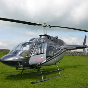 image of 6 Mile Helicopter Tour With Bubbly For Two Gift Experience