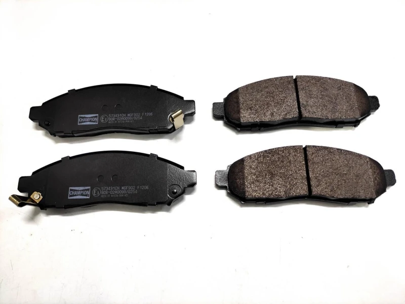 Image of Brake pad set CHAMPION 573431CH