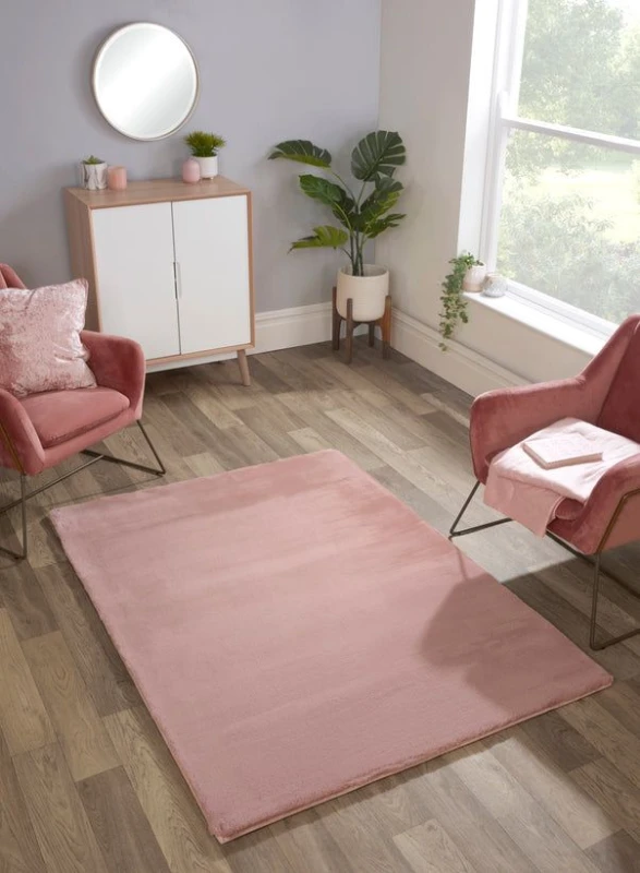Image of The Linen Consultancy The Linen Consultancy TLC 5 Star Hotel Concept Luxury Faux Fur Blush Rug in Pink Size: 120cm x 170cm Pink 120cm x 170cm Unisex