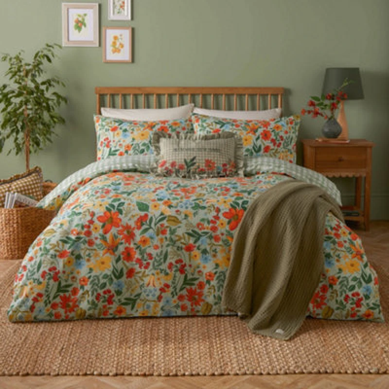 Image of Furn Furn Meadow Haze Printed Duvet Cover Set in Green Size: Super King Green Super King Unisex 5025532851529