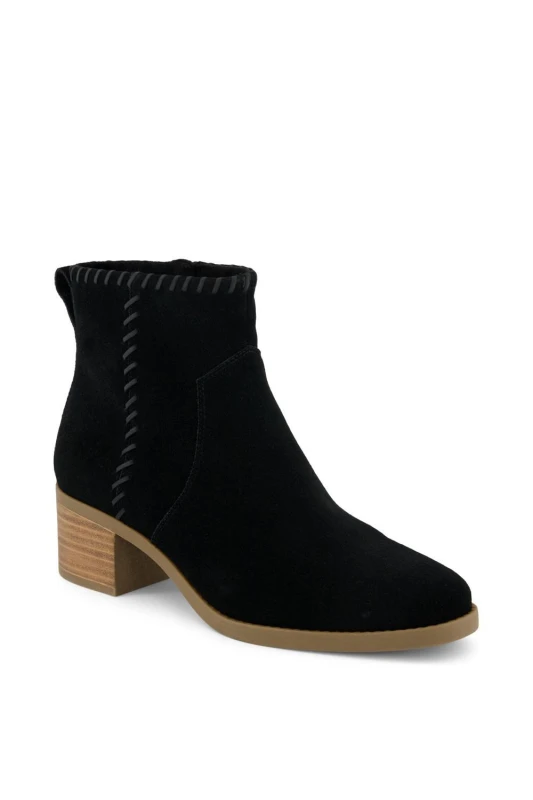 Image of TOMS Womens Delilah Heeled Boot in Black Size: 5 Black Female 5