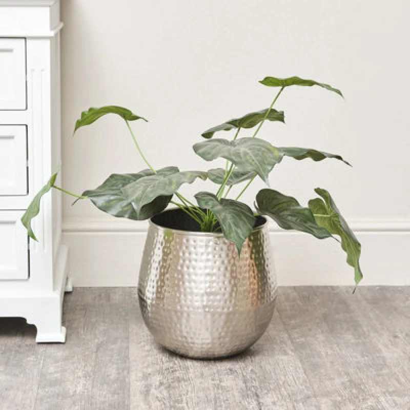 Image of Melody Maison Medium Silver Hammered Metal Planter Silver