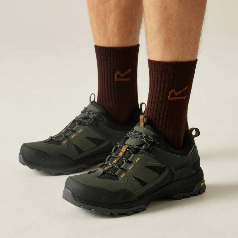 Image of Regatta Mens Regen Waterproof Breathable Low Walking Boots in Olive Size: 7 Olive Male 7