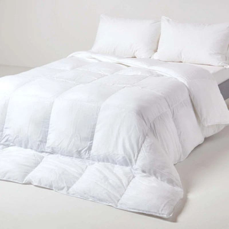 Image of Homescapes Luxury Hotel Quality Super Microfibre 4.5 Tog Single Size Summer Duvet