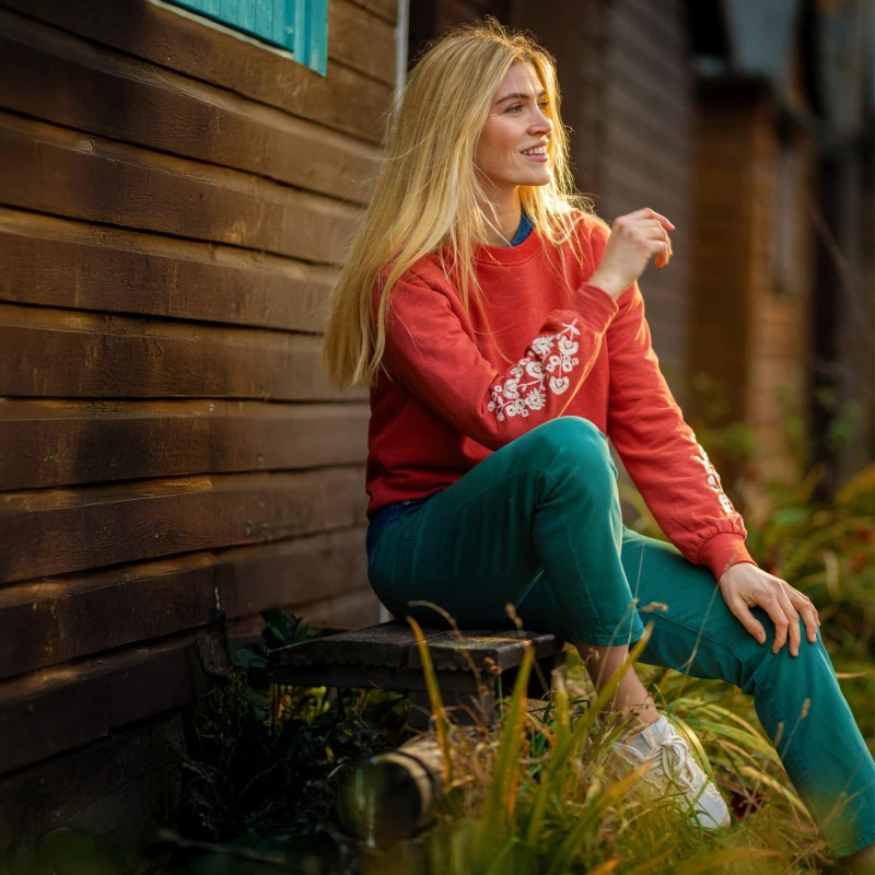 Image of Brakeburn Womens Ferndown Crew Neck Sweatshirt in Red Size: 14 Red Female 14