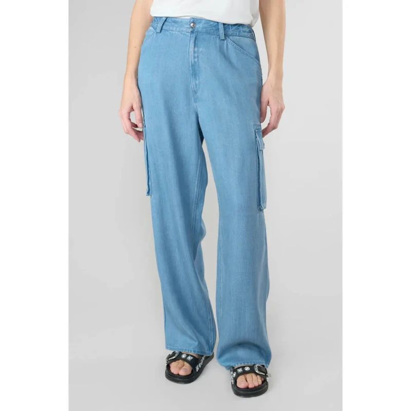 Image of Le Temps des cerises Womens Trousers Le Temps des cerises Scaevo Bleu Female M