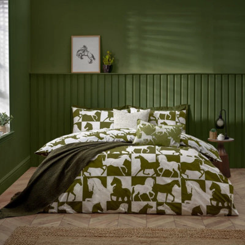 Image of Herve Reversible Duvet Cover Set Olive, Olive / Single
