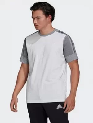 Image of adidas Z.n.e. Sportswear Aeroknit T-Shirt, Black Size M Men