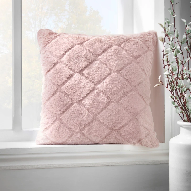 Image of Catherine Lansfield 'Cosy Diamond' Cushion Pink