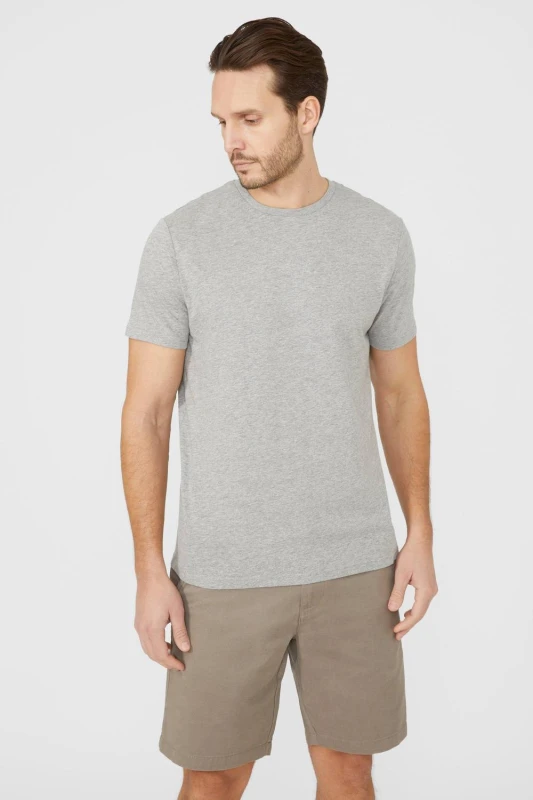 Image of Debenhams Debenhams Men Cotton Crew Neck T-Shirt in Grey Marl Size: 2X-Large Grey Marl 2X-Large Male 5045725214047