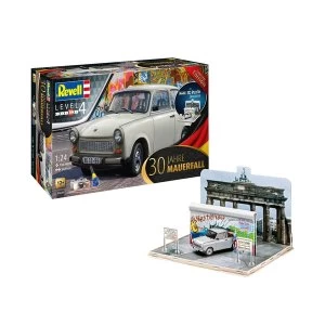Image of 30th Anniversary Fall of the Berlin Wall Diorama 1:24 Scale Levell 4 Revell Model Set
