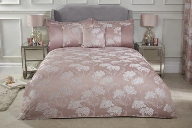 Image of New Edge Blinds English Garden Duvet Set in Pink Size: Super King Pink Unisex Super King