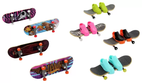 Image of Hot Wheels Skate Rippin' Tricks Fingerboard 8-Pack