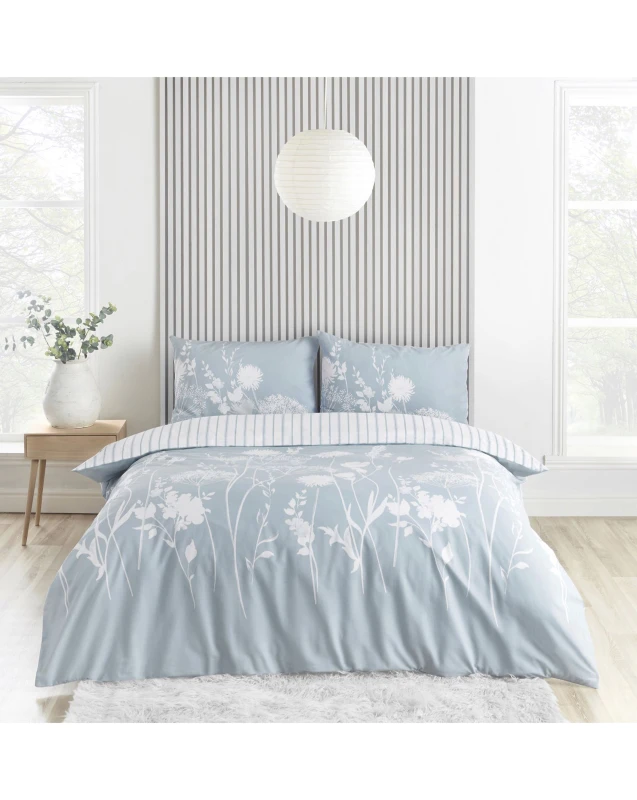 Image of Catherine Lansfield Catherine Lansfield Meadowsweet Blue - Catherine Lansfield - Size: SINGLE Blue SINGLE XA10610